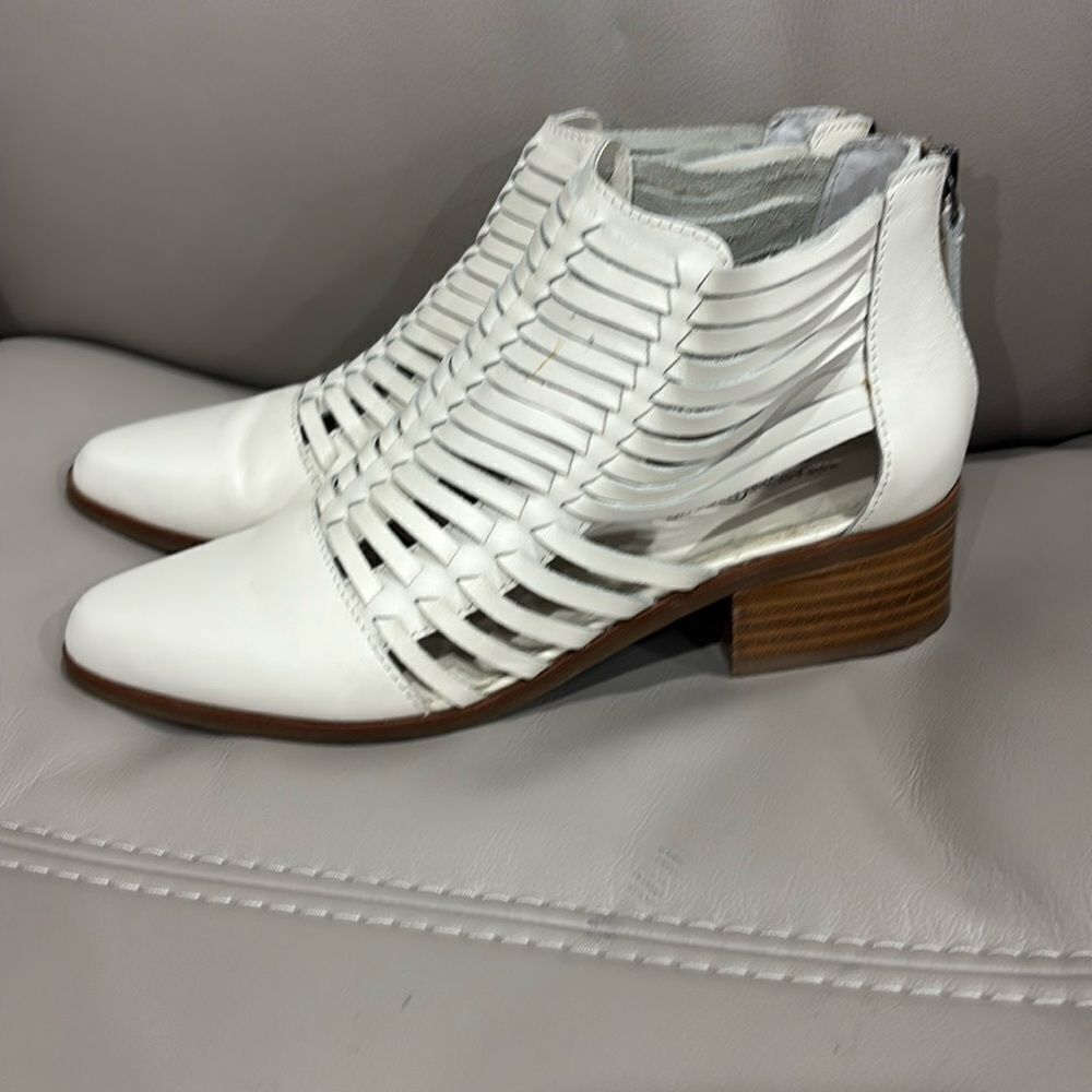 Treasure & Bond Hattie Bootie sz 7